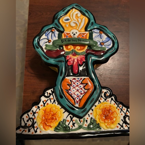 Blue Sky Clayworks Dia De Los Muertos Decorative Cross 9”. - Picture 1 of 9